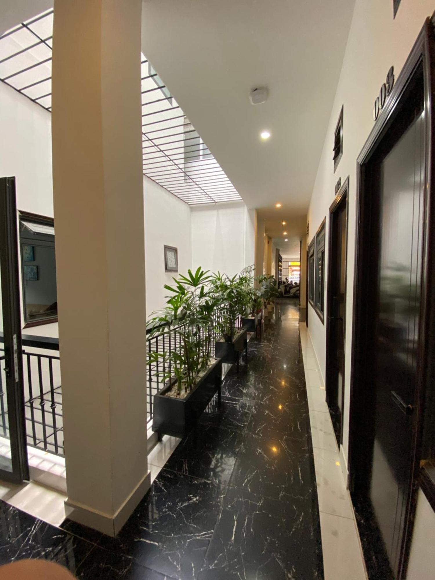 Hotel Apartments Dalat Экстерьер фото